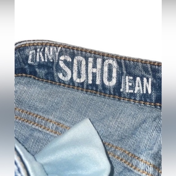 Mid rise DNKY jeans - Picture 3 of 7